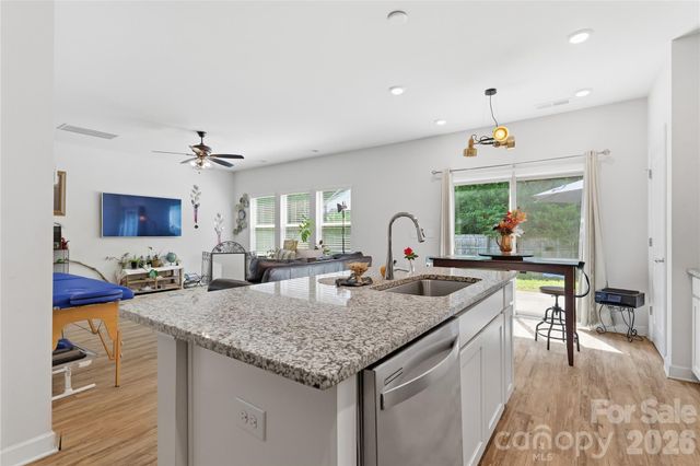 6116 Hailstone Road, Charlotte, NC 28215