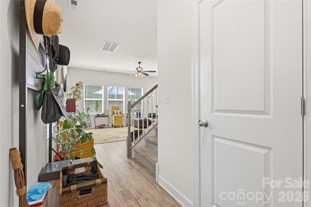 6116 Hailstone Road, Charlotte, NC 28215