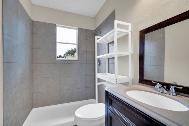 1208 Woodbrook Street, Arlington, TX 76011