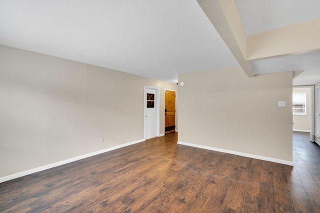 1208 Woodbrook Street, Arlington, TX 76011