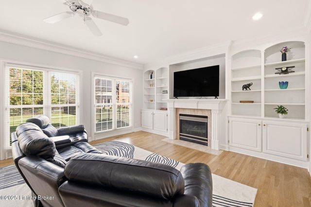 12808 Crestview Cove, Prospect, KY 40059