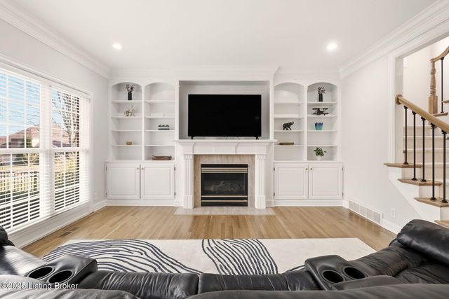 12808 Crestview Cove, Prospect, KY 40059