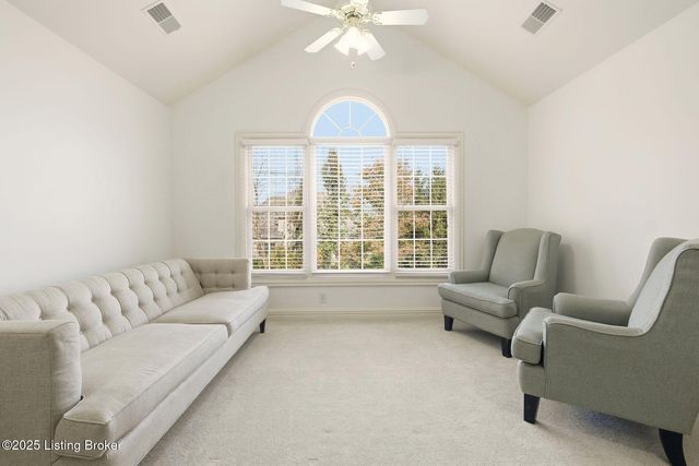 12808 Crestview Cove, Prospect, KY 40059