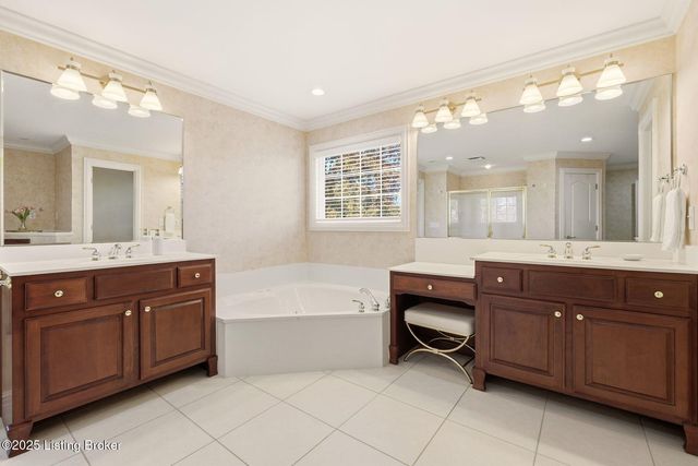 12808 Crestview Cove, Prospect, KY 40059