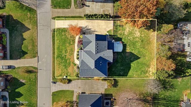 12808 Crestview Cove, Prospect, KY 40059