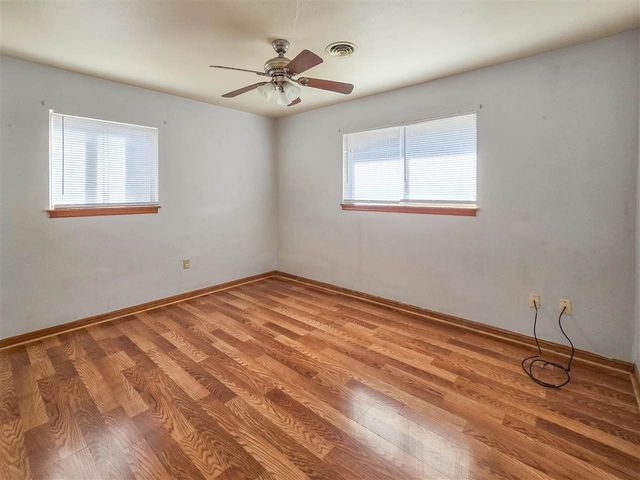 4523 NW Cheyenne Ave, Lawton, OK 73505