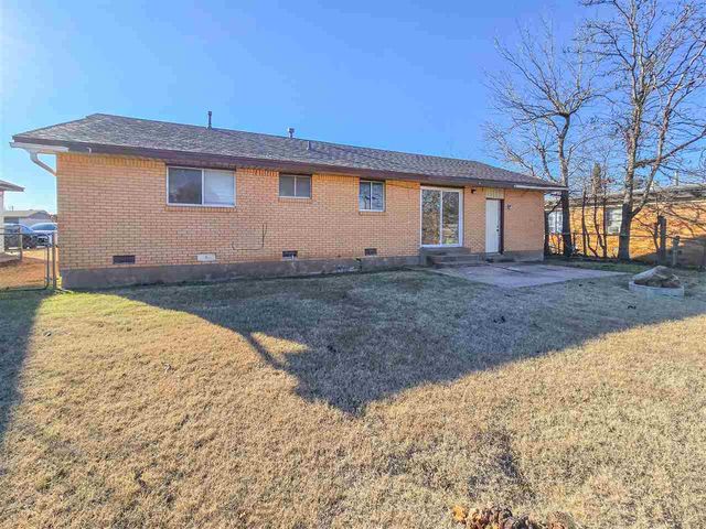 4523 NW Cheyenne Ave, Lawton, OK 73505
