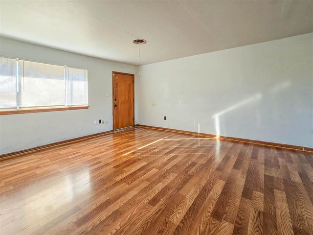 4523 NW Cheyenne Ave, Lawton, OK 73505