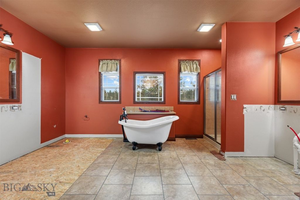 Address unavailable. photo 11