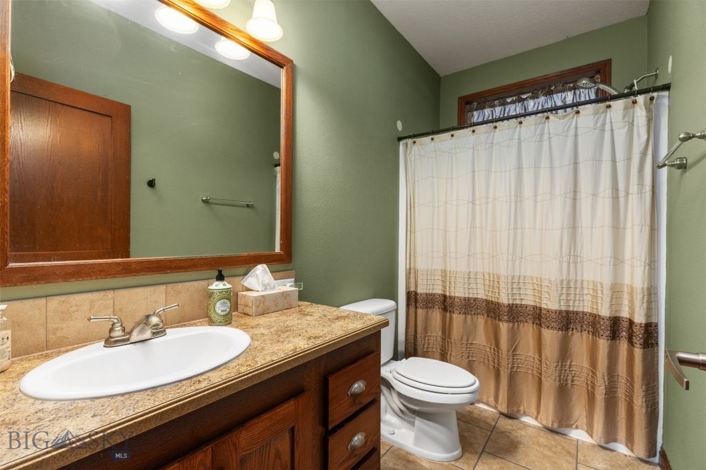 Address unavailable. photo 13