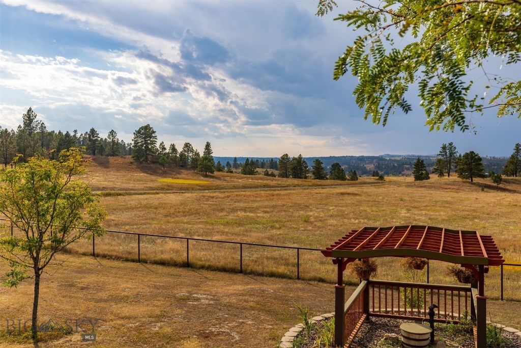 Address unavailable. photo 15