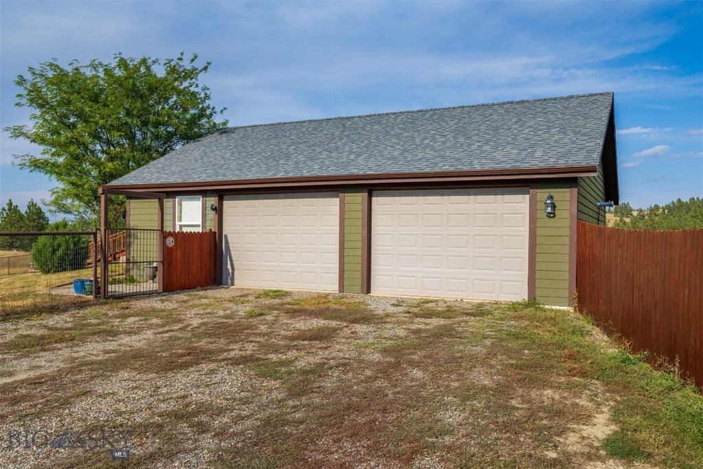 Address unavailable. photo 17