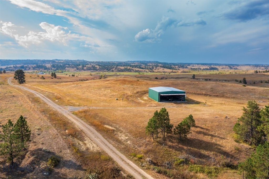 Address unavailable. photo 29