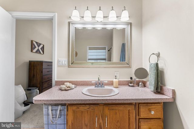 1431 BURLEIGH AVE, Cape May Court House, NJ 08210