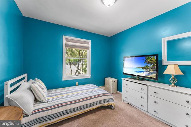 1431 BURLEIGH AVE, Cape May Court House, NJ 08210