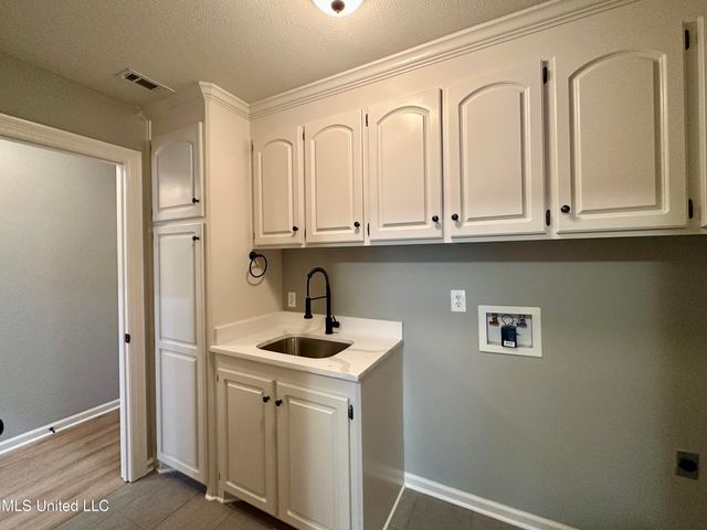 172 Lakeway Drive, Madison, MS 39110