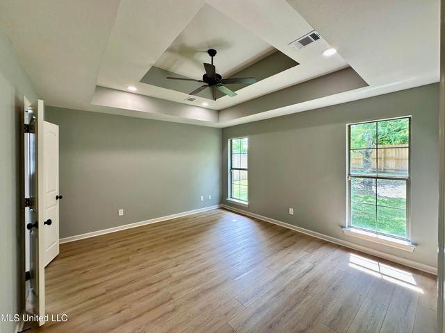 172 Lakeway Drive, Madison, MS 39110