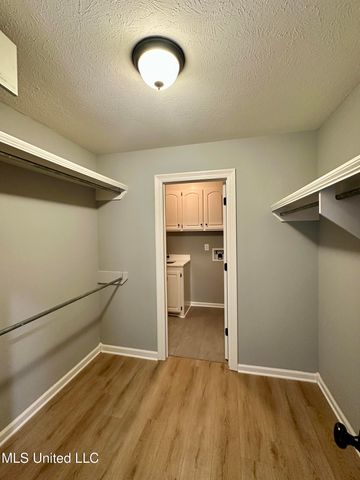 172 Lakeway Drive, Madison, MS 39110