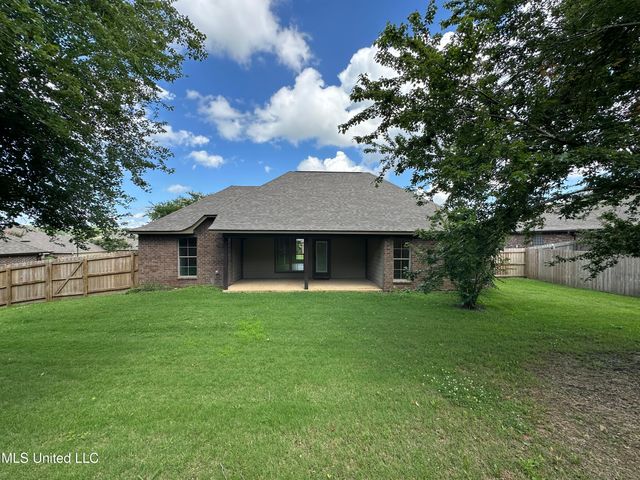 172 Lakeway Drive, Madison, MS 39110