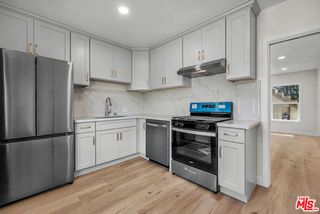 2027 Euclid Street C, Santa Monica, CA 90405