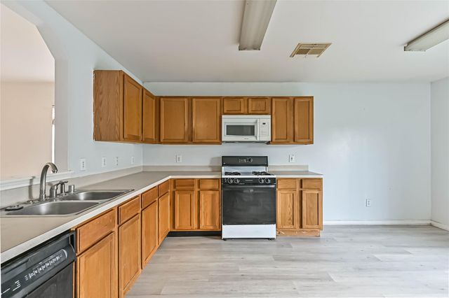 3107 Maryfield Lane, Pearland, TX 77581