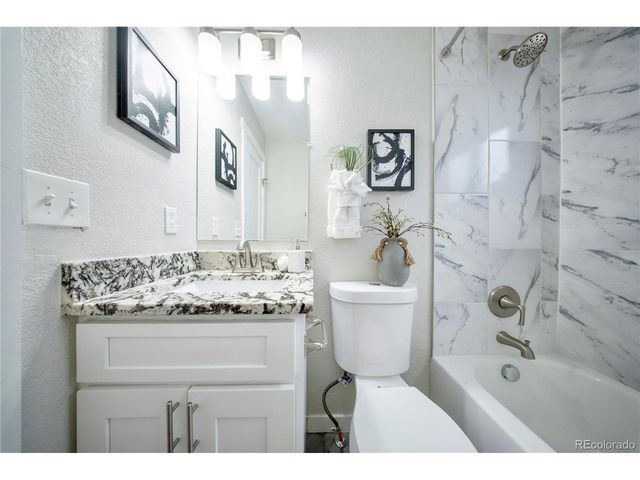 6581 E 79th Ave, Commerce City, CO 80022