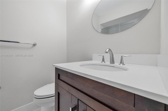 3056 Shipping Ave 2, Miami, FL 33133