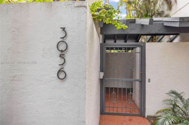 3056 Shipping Ave 2, Miami, FL 33133