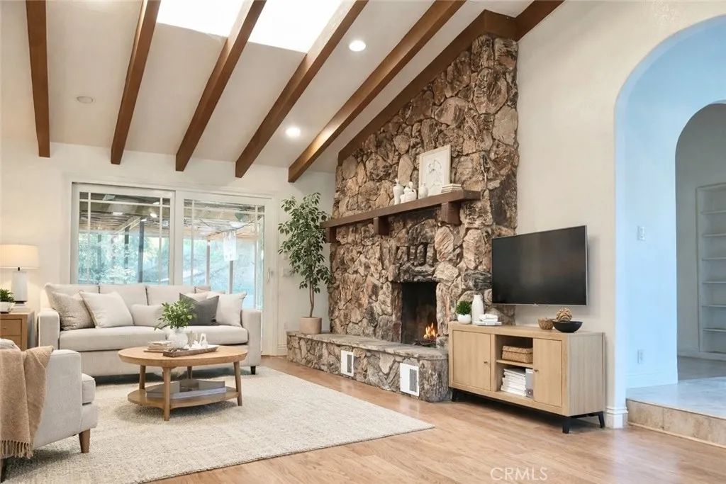 17381 Canyon Heights, Modjeska Canyon, CA 92676