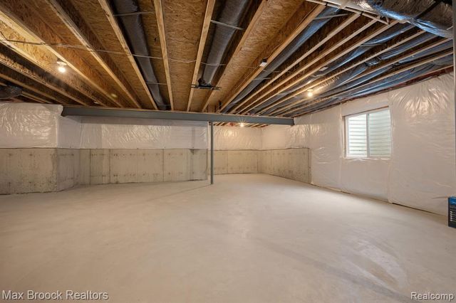2610 Ironton Drive, Commerce Twp, MI 48382