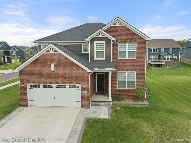 2610 Ironton Drive, Commerce Twp, MI 48382