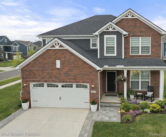 2610 Ironton Drive, Commerce Twp, MI 48382