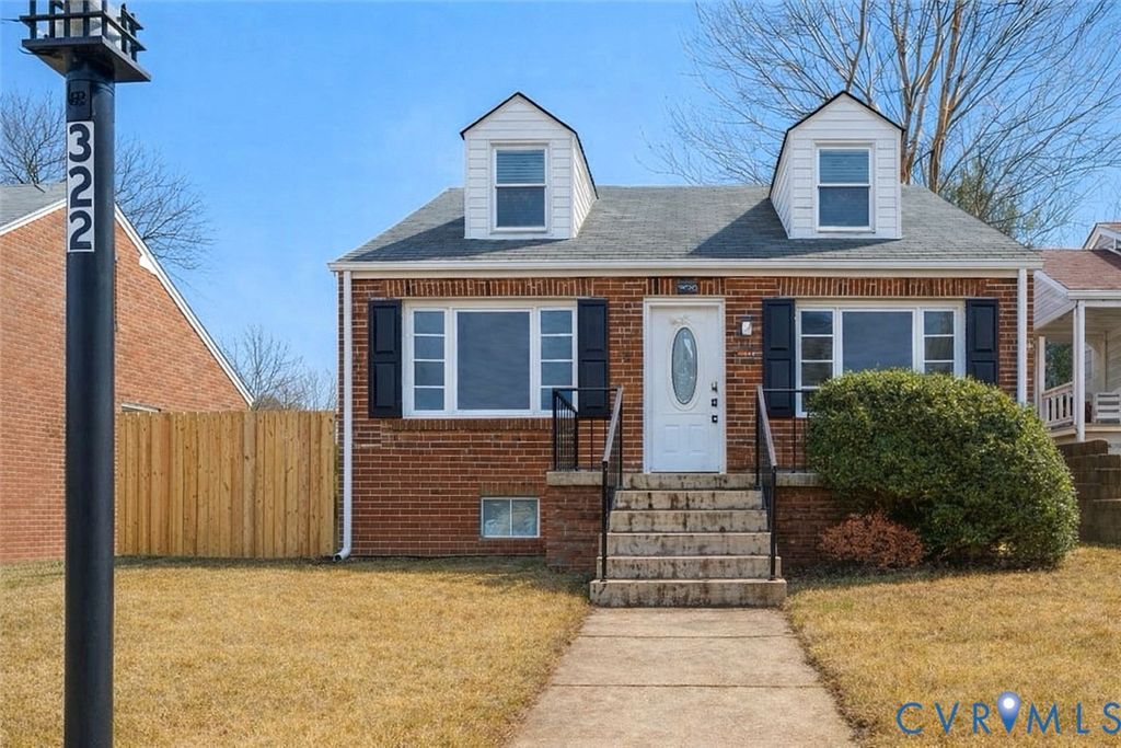 322 Jackson Ave, Colonial Heights, VA 23834