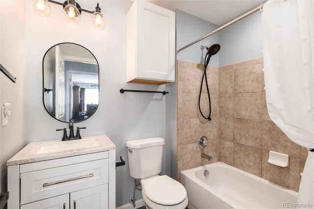 17071 Knollside Avenue, Parker, CO 80134