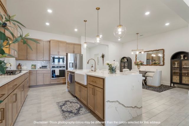 2001 Bigleaf Drive, Centerton, AR 72719