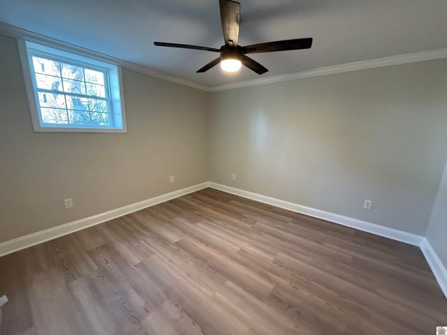 2842 ST RT 303, Mayfield, KY 42066