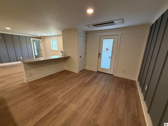 2842 ST RT 303, Mayfield, KY 42066