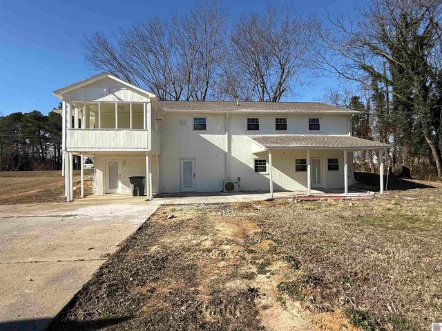 2842 ST RT 303, Mayfield, KY 42066