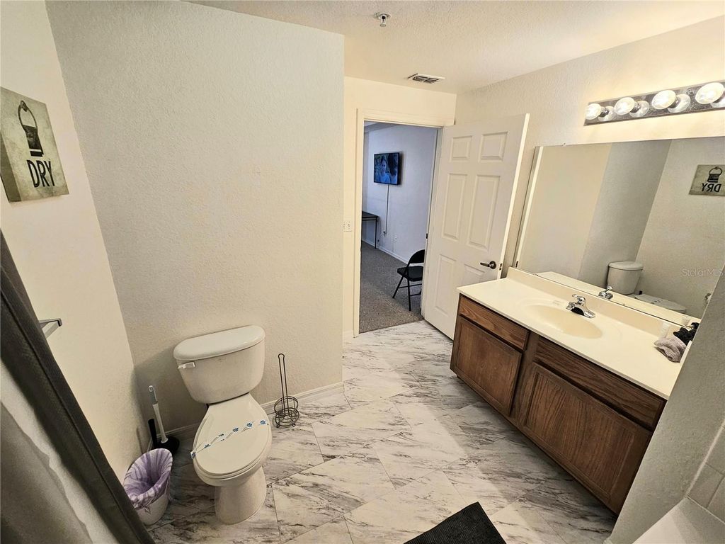 Image 12 of property listing at 2280 SAN VITAL DRIVE 106, Kissimmee, FL 34741