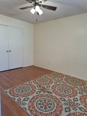 129 Allencrest Drive, White Settlement, TX 76108