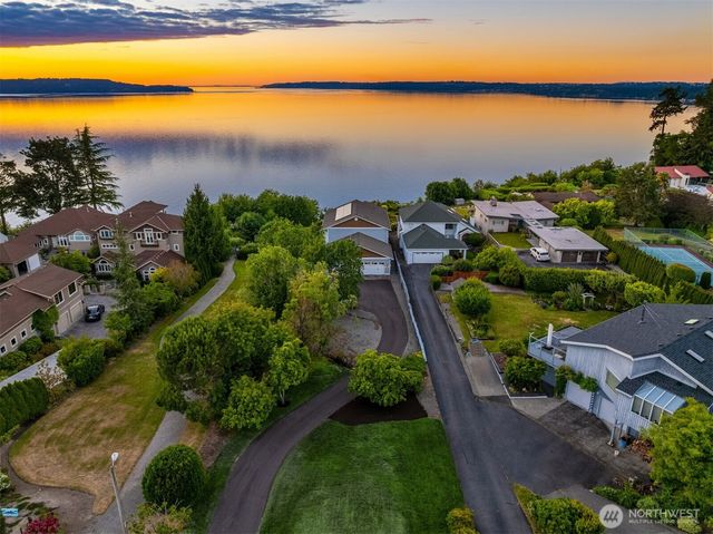 1240 SW 296th Street, Federal Way, WA 98023