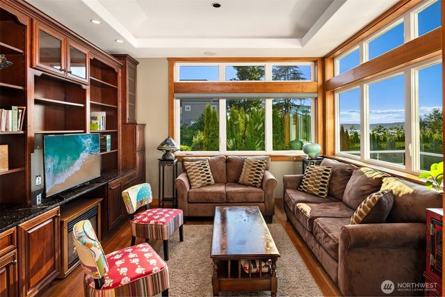 1240 SW 296th Street, Federal Way, WA 98023