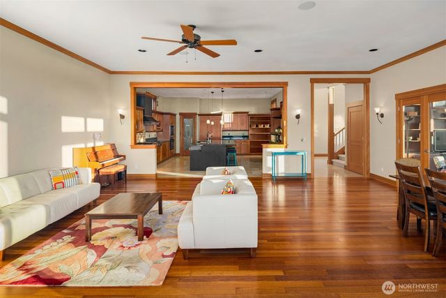 1240 SW 296th Street, Federal Way, WA 98023