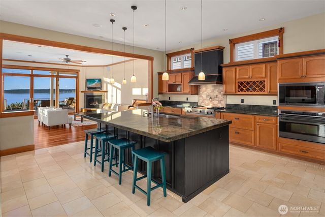 1240 SW 296th Street, Federal Way, WA 98023