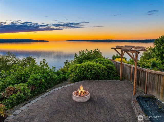 1240 SW 296th Street, Federal Way, WA 98023