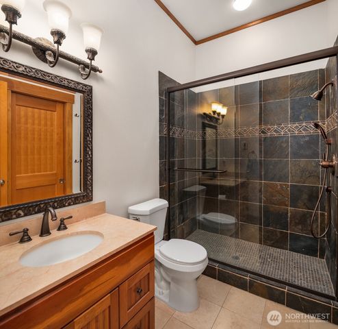 1240 SW 296th Street, Federal Way, WA 98023