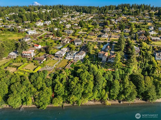 1240 SW 296th Street, Federal Way, WA 98023
