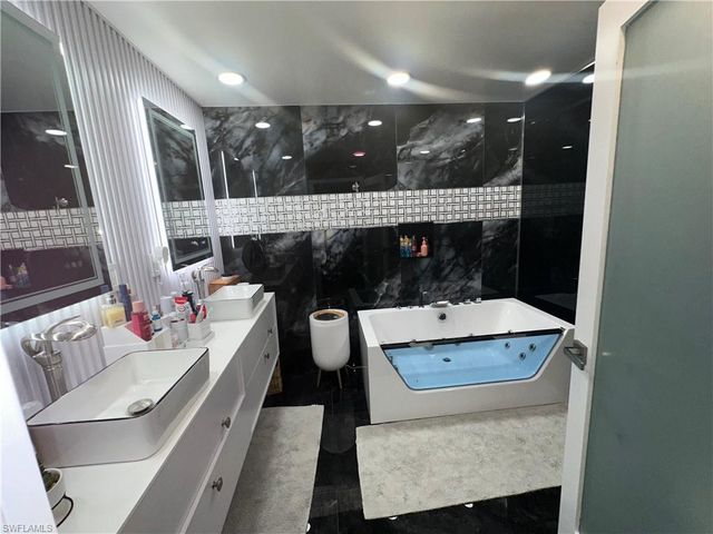 3417 31st ST W, Lehigh Acres, FL 33971