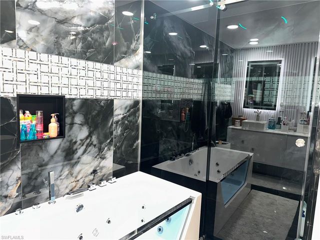 3417 31st ST W, Lehigh Acres, FL 33971