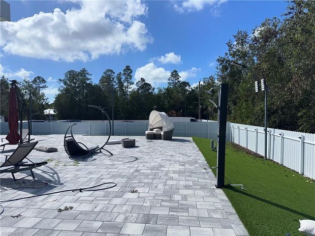 3417 31st ST W, Lehigh Acres, FL 33971